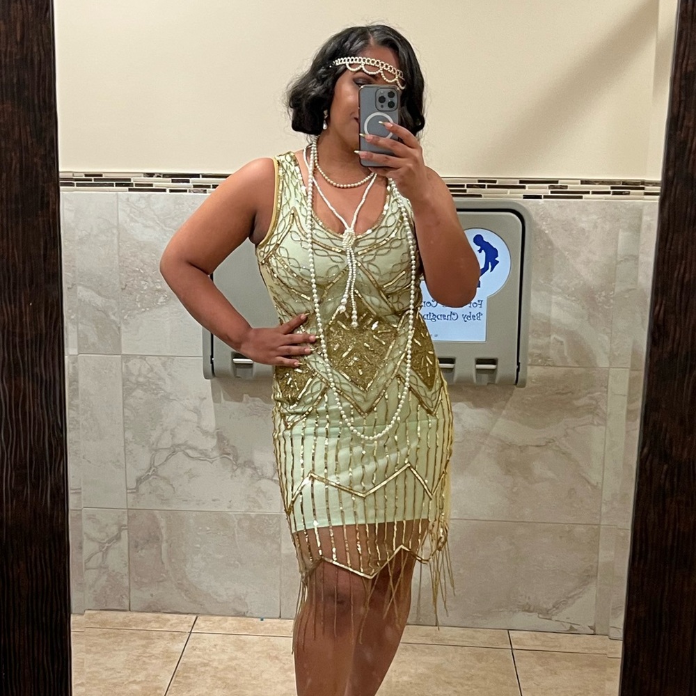 Elegant Gold and Cream Flapper Dress